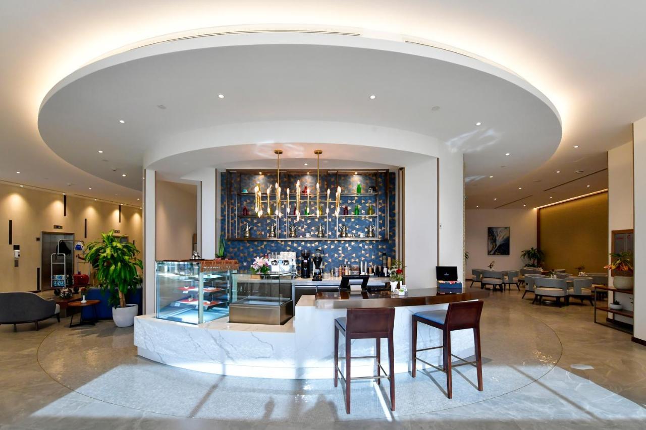Clarion Hotel Jeddah Airport Exterior photo